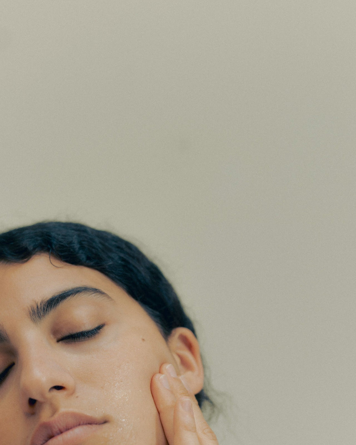 Rosehip: The Natural Retinol Alternative