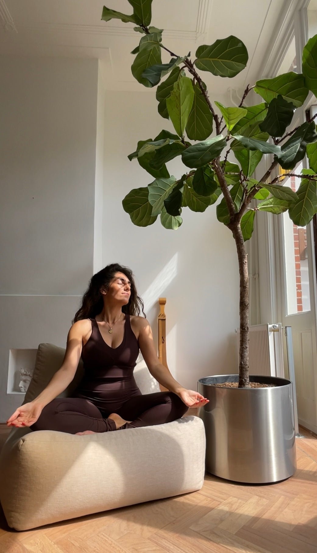 Gisele Azad - MAIWE