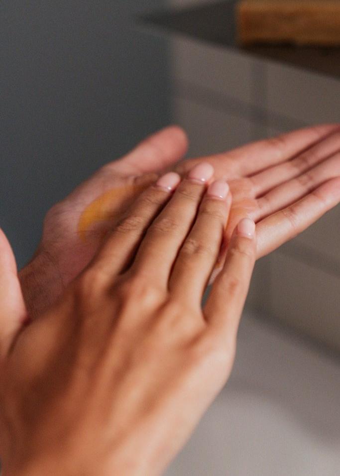 Nourishing Oil Cleanser - MAIWE